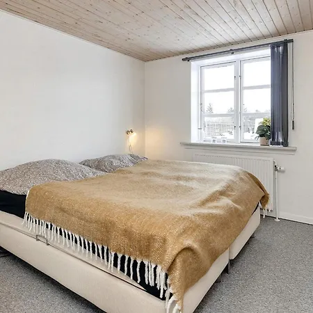Vakantiehuis Holiday Lxvii *